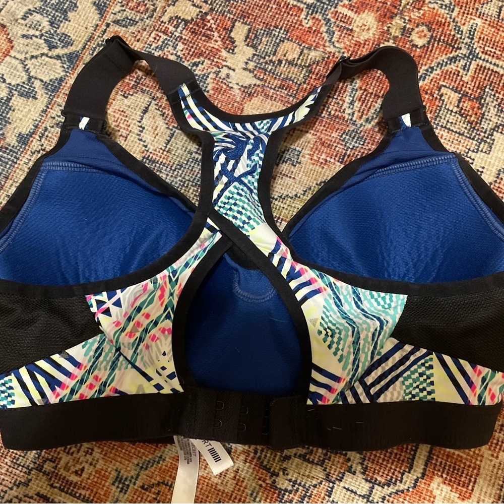 Victoria's Secret VSX Geometric Sports Bra - Blue and Pink - Picture 2 of 3